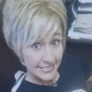 Meet your Posher, Kelli